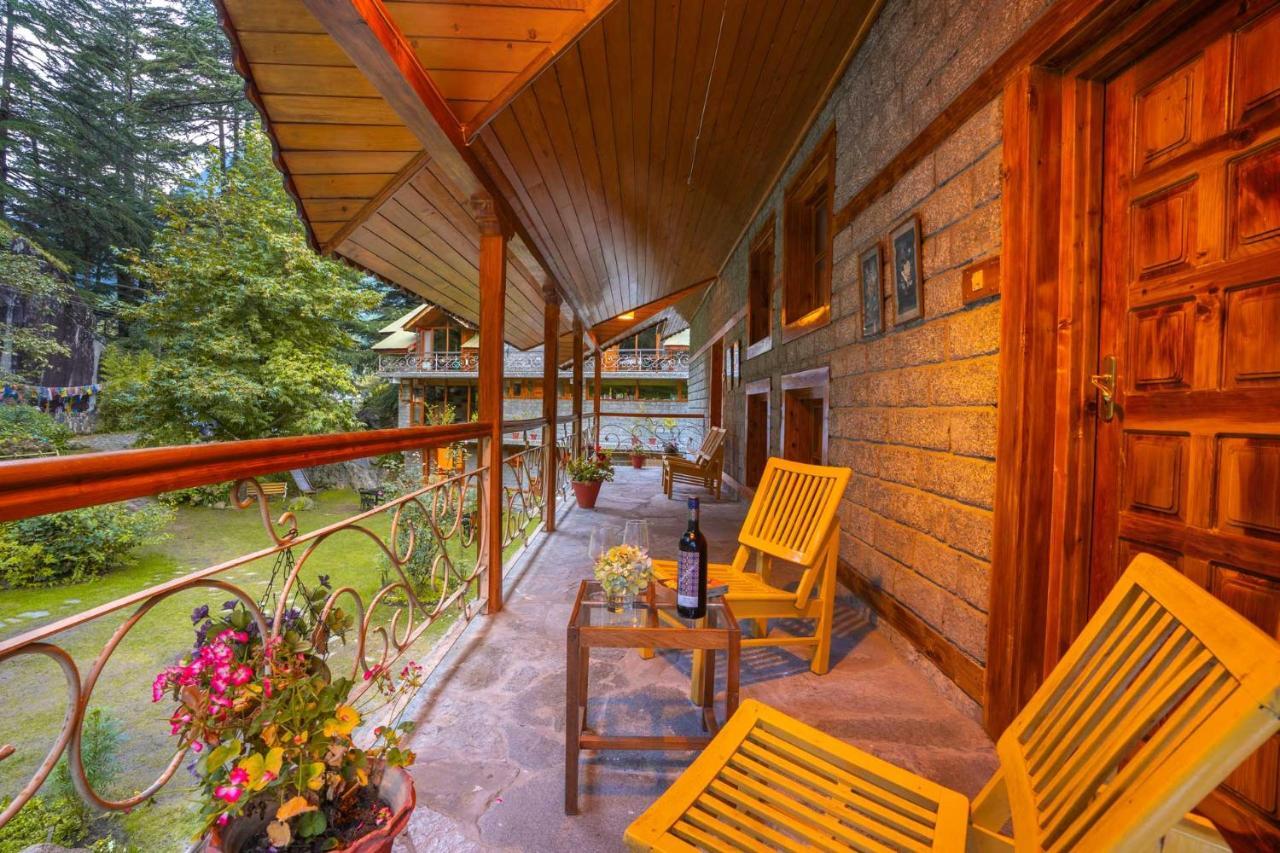 Stayvista At Casa Bella Vista- Mall Road Manāli Eksteriør billede
