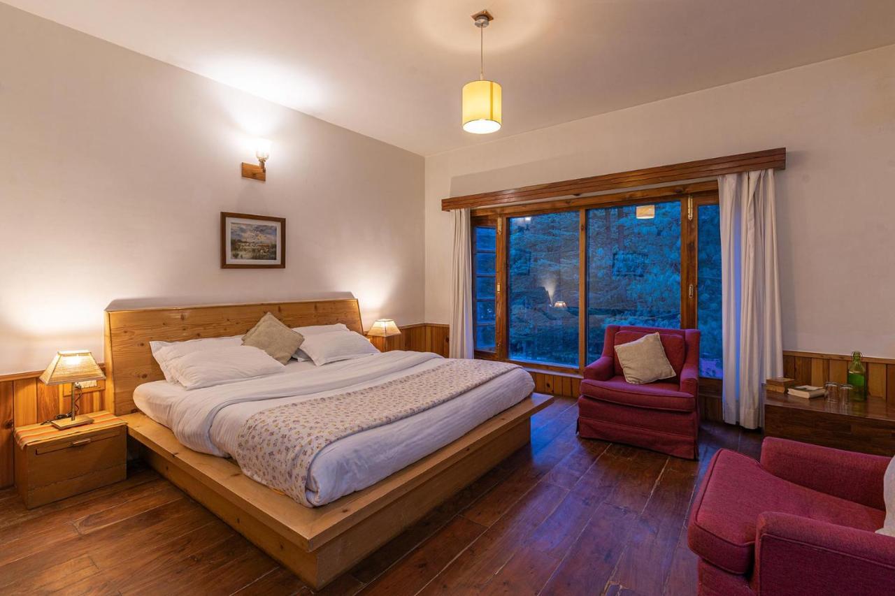 Stayvista At Casa Bella Vista- Mall Road Manāli Eksteriør billede